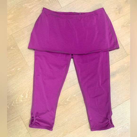 prAna Estella Capri Striped Leggings - Picture 1 of 7